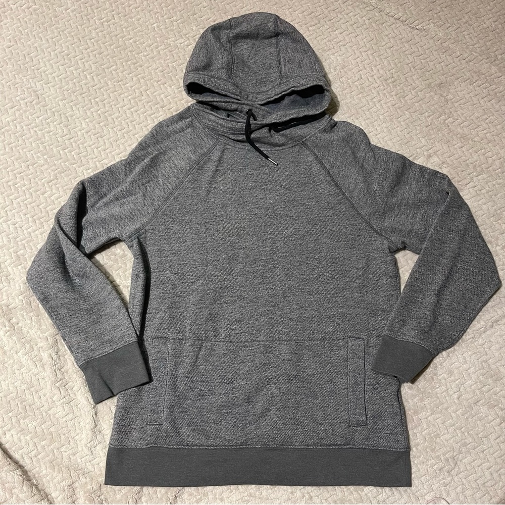 MEN’S ROCK & REPUBLIC SWEATER